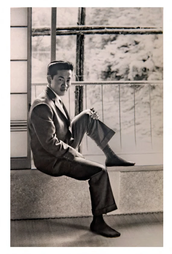 Carlos Kasuga joven